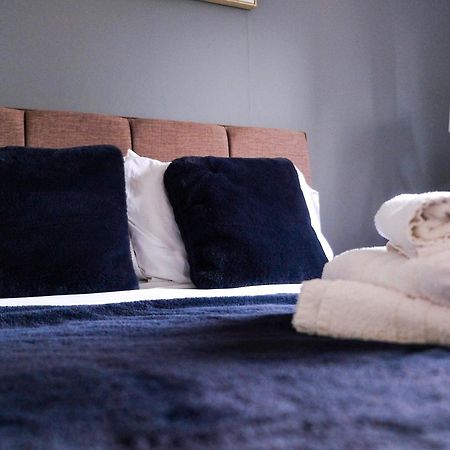Spacious Georgian 3Bedroom Apartment- 10 Minute Walk To The River Avon, Roman Baths And Bath Abbey Zewnętrze zdjęcie