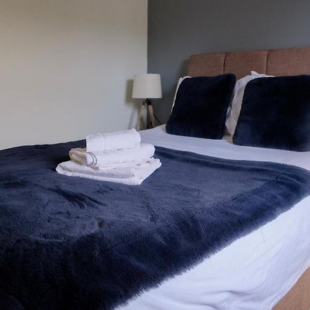 Spacious Georgian 3Bedroom Apartment- 10 Minute Walk To The River Avon, Roman Baths And Bath Abbey Zewnętrze zdjęcie