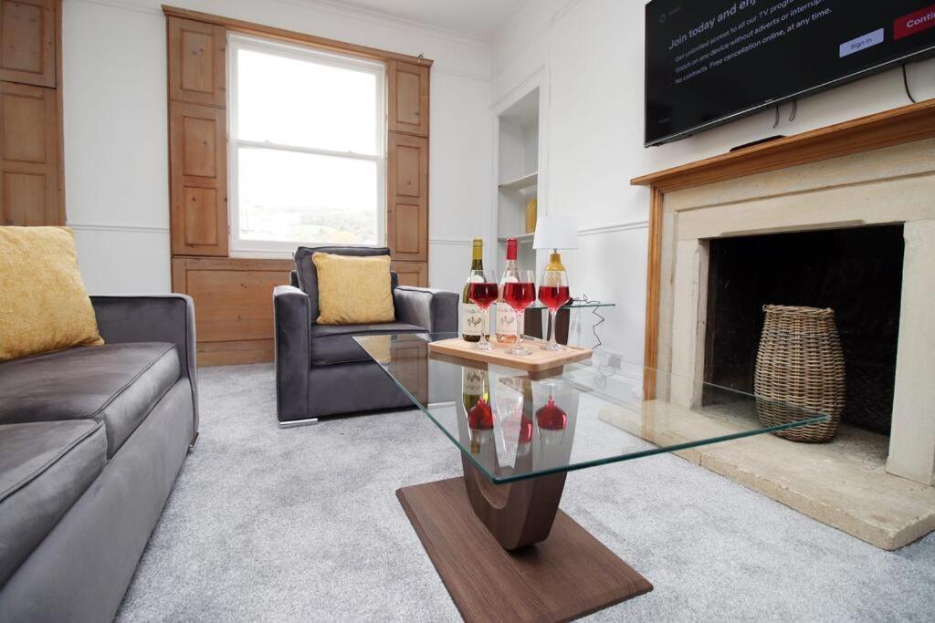 Spacious Georgian 3Bedroom Apartment- 10 Minute Walk To The River Avon, Roman Baths And Bath Abbey Zewnętrze zdjęcie