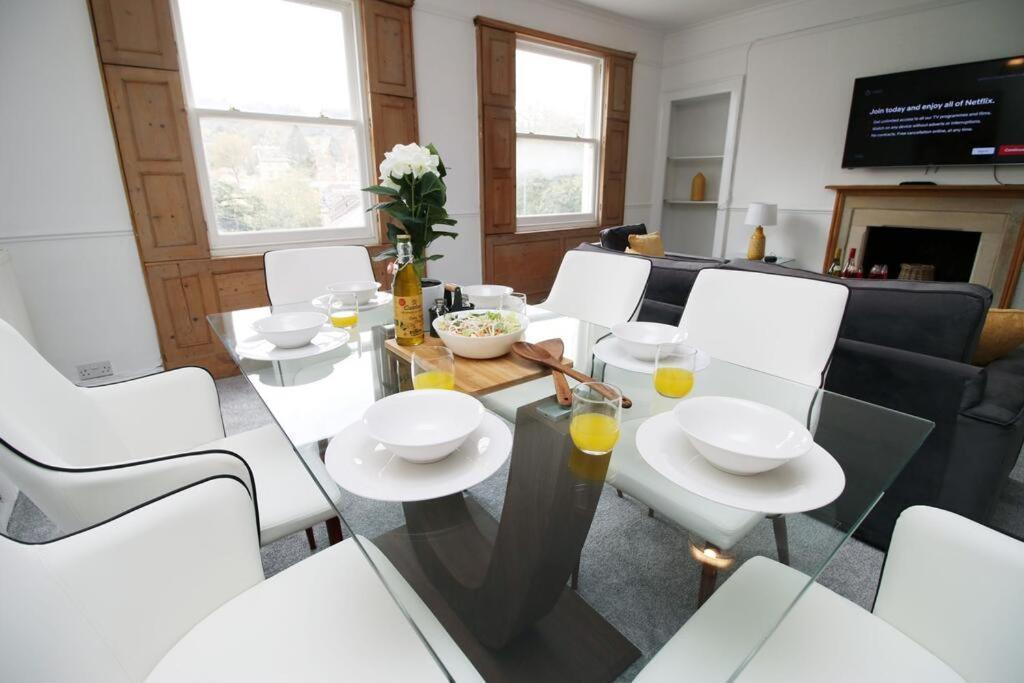 Spacious Georgian 3Bedroom Apartment- 10 Minute Walk To The River Avon, Roman Baths And Bath Abbey Zewnętrze zdjęcie