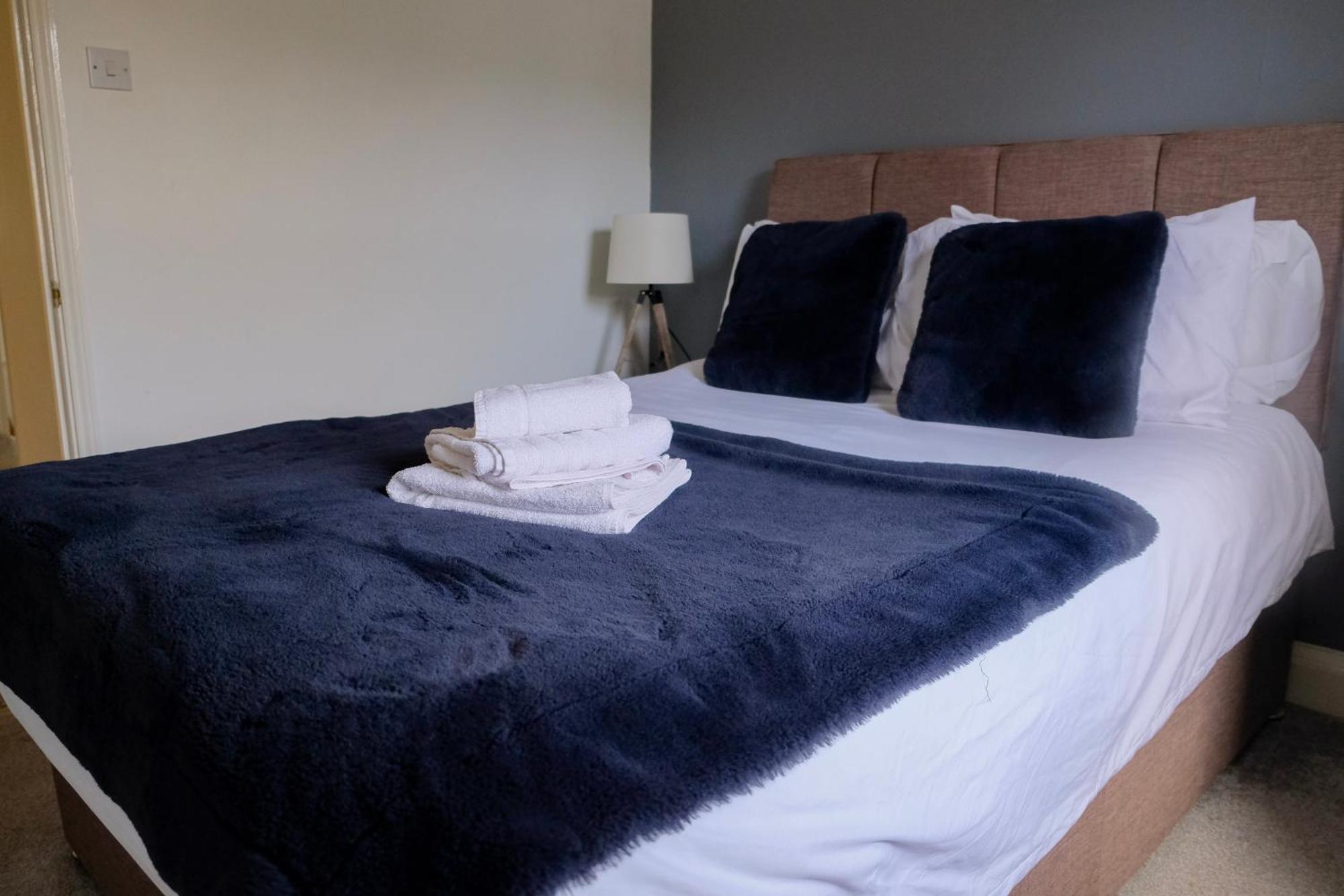 Spacious Georgian 3Bedroom Apartment- 10 Minute Walk To The River Avon, Roman Baths And Bath Abbey Zewnętrze zdjęcie