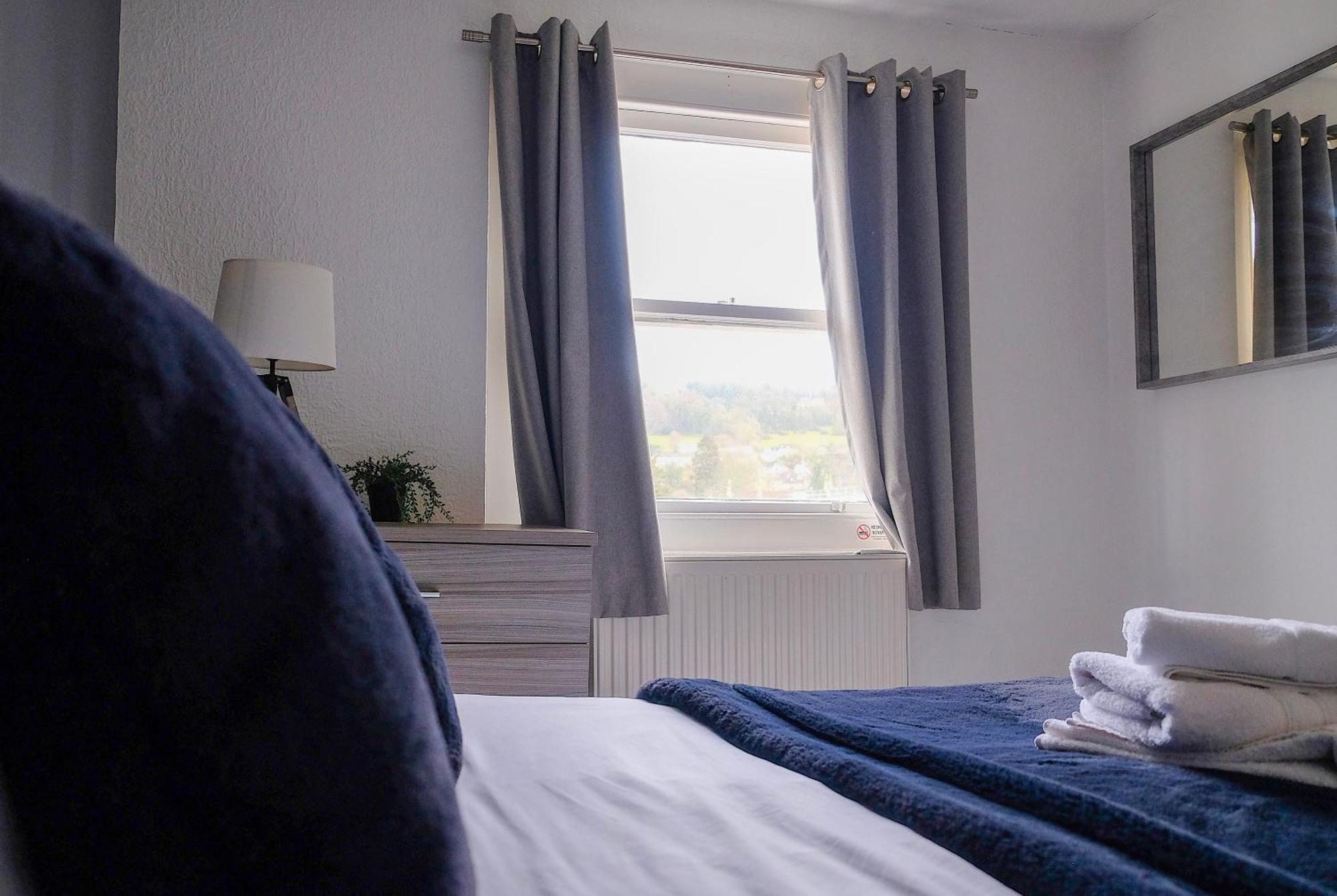 Spacious Georgian 3Bedroom Apartment- 10 Minute Walk To The River Avon, Roman Baths And Bath Abbey Zewnętrze zdjęcie